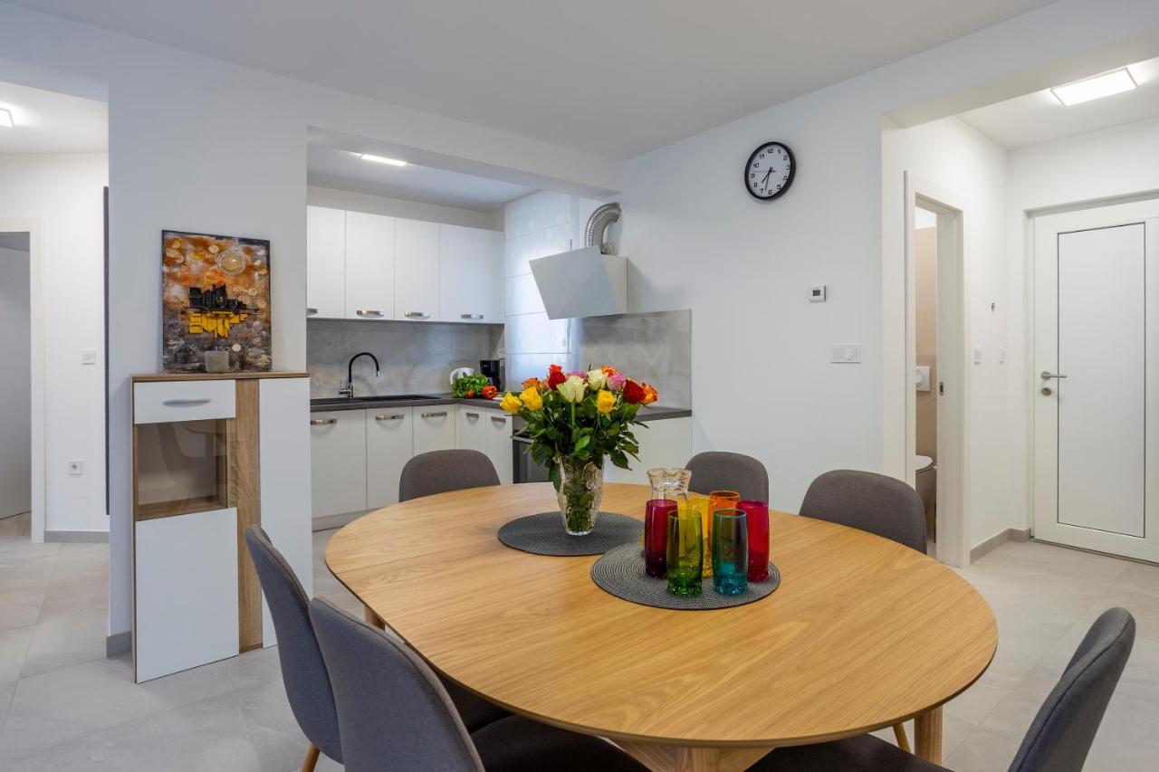 City Apartments Silver 普拉 外观 照片