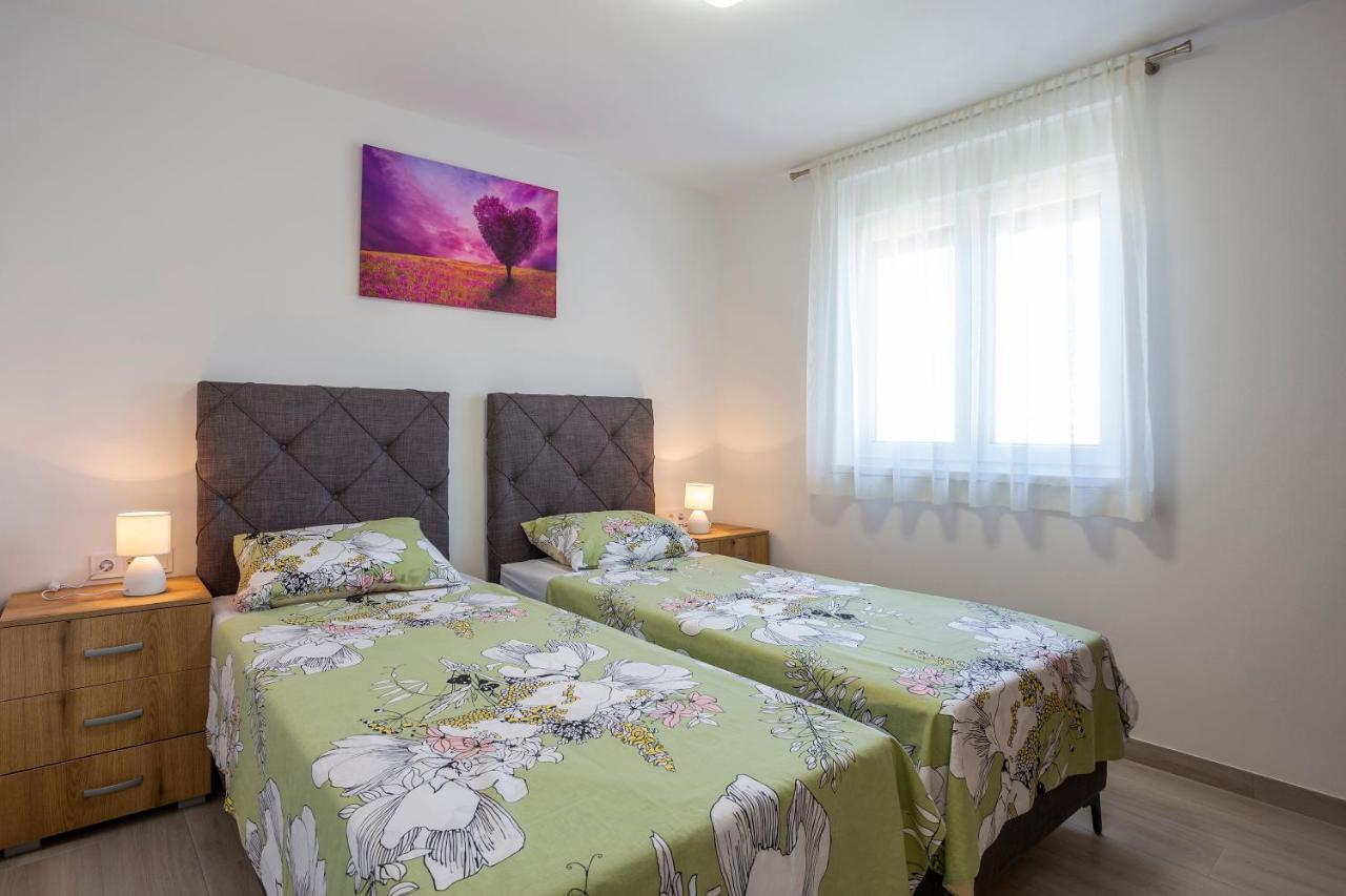 City Apartments Silver 普拉 外观 照片