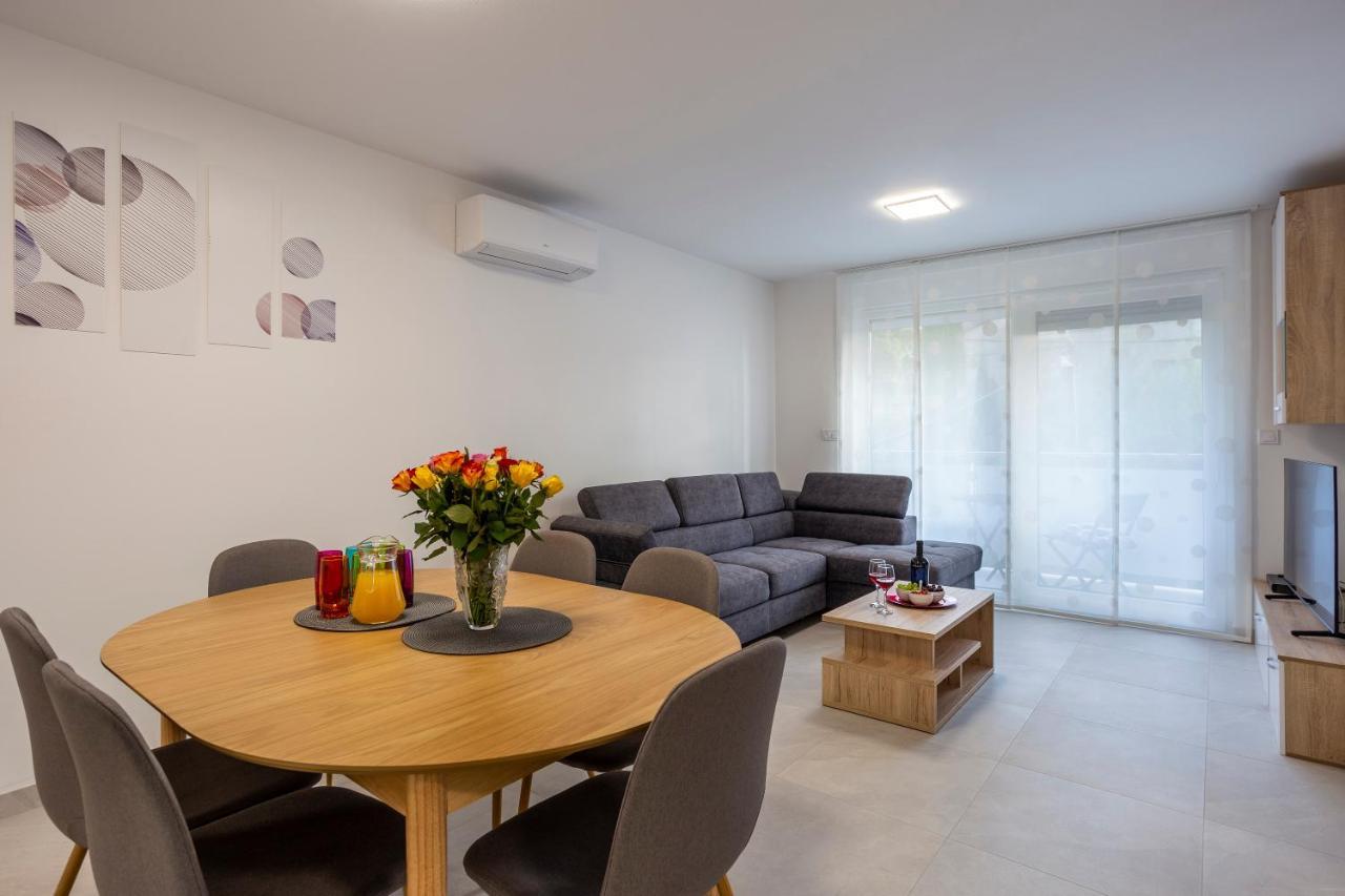 City Apartments Silver 普拉 外观 照片